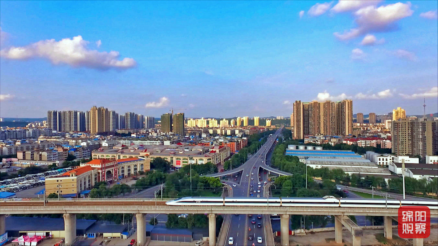 視覺(jué)綿陽(yáng)  梁嚴(yán) 攝.jpg